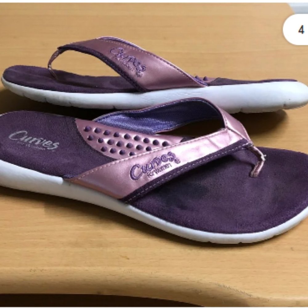 New Curves® for Women Flex Sandal size 8